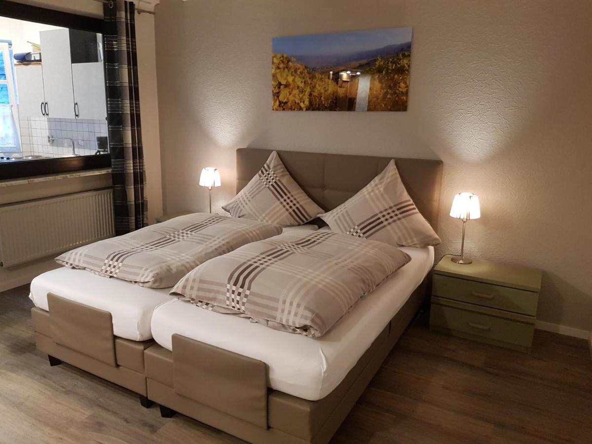 Gaestehaus Vinum Leiwen Esterno foto